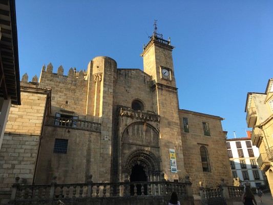 Románský katolický kostel v Ourense byl postaven roku 550. Během historie ovšem prošel několika rekonstrukcemi. Ourense, 18. 9.